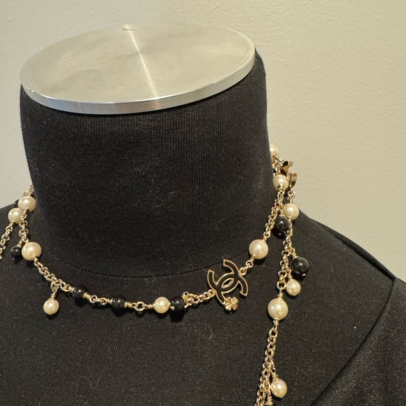 Chanel pearl necklace - Picture 9 of 9